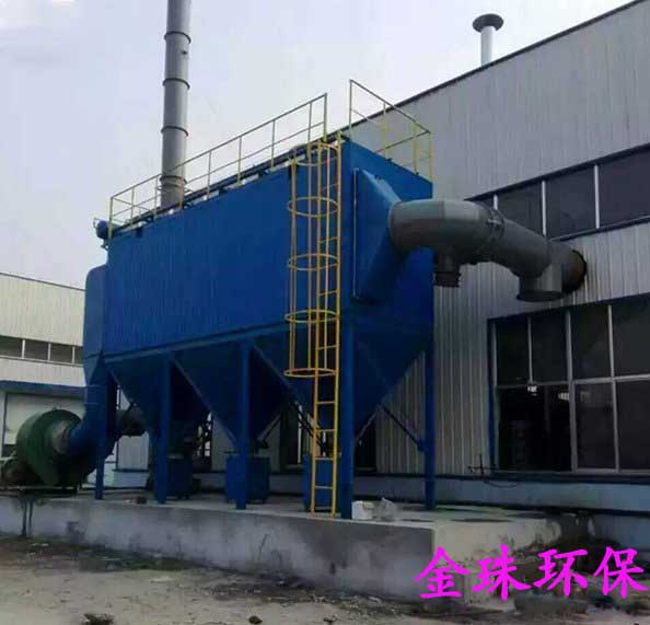 袋式除塵器收集粉塵工作主要是靠2個(gè)過(guò)程